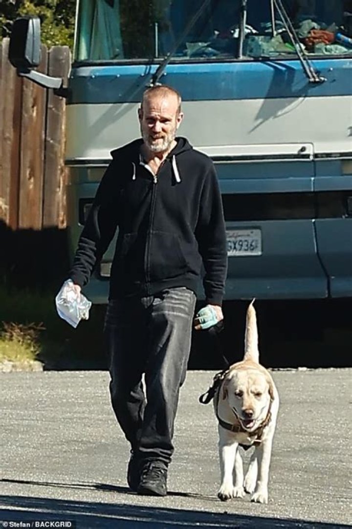 Lara Flynn Boyle – Biography, Facts & Life Story