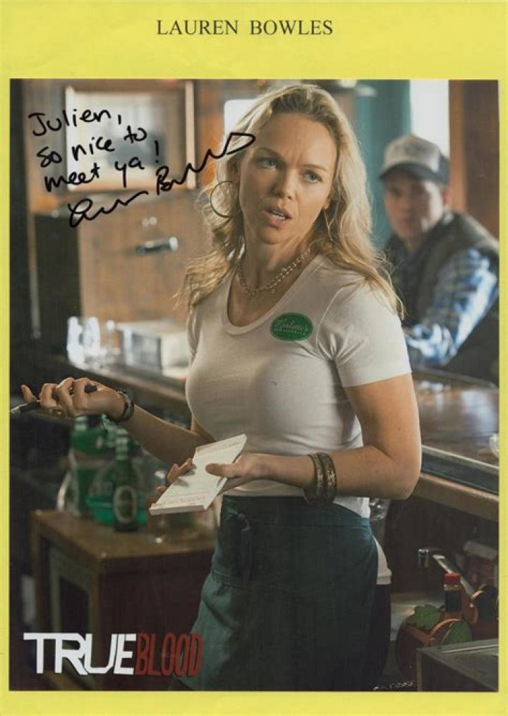 Lauren Bowles Net Worth