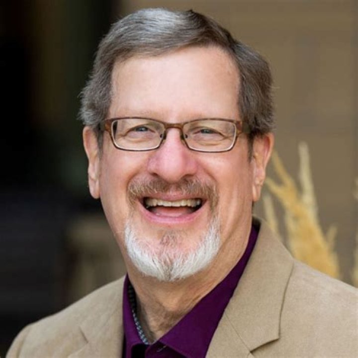 Lee Strobel Pastor, Bio, Wiki, Age, Height, Wife, Salary, and Net Worth