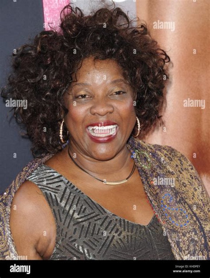 Loretta Devine Movies, Bio, Wiki, Age, Husband, Dreamgirls, P Valley, and Net Worth
