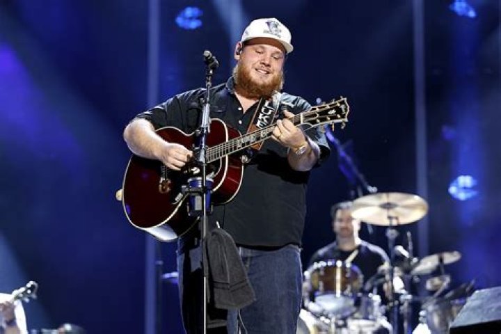 Luke Combs Car Accident: What Happened To The Artist?