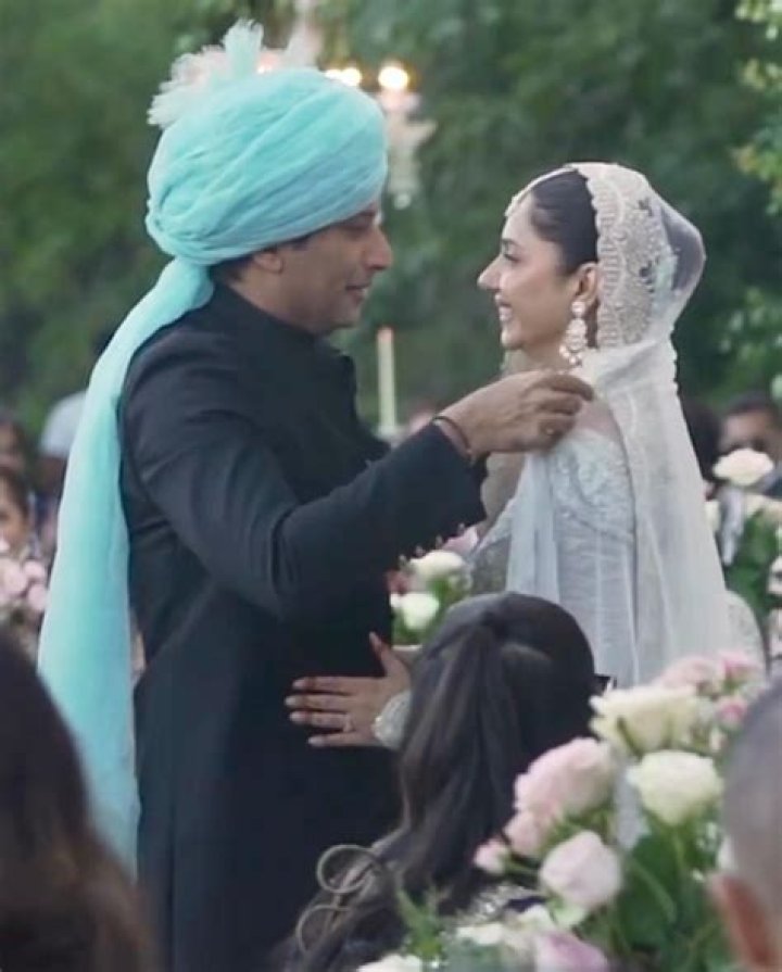 Is She Married To Salim Karim?