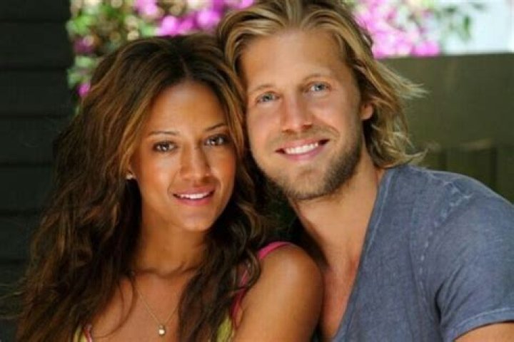 Matt Barr and Heather Hemmens began dating from 2011