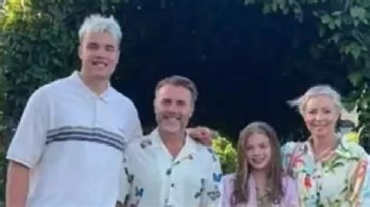 Meet Alex Barlow Wife Bella Obert Barlow: Kids And Family