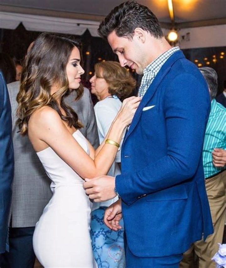 Meet Doctor Mike Sister Dasha Varshavski, Husband And Kids