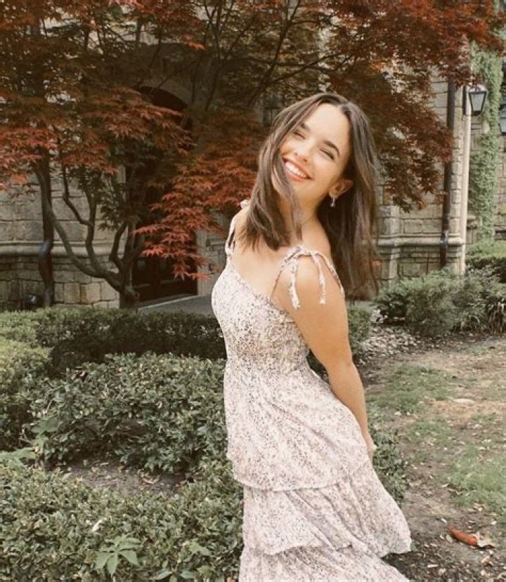 Mimi Webb Phone Number, WhatsApp Number Contact Number Mobile