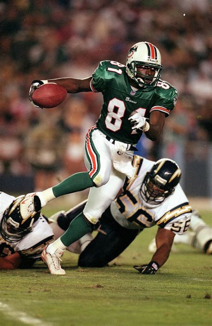 OJ McDuffie Miami Dolphins, Bio, Wiki, Age, Wife, Salary, and Net Worth