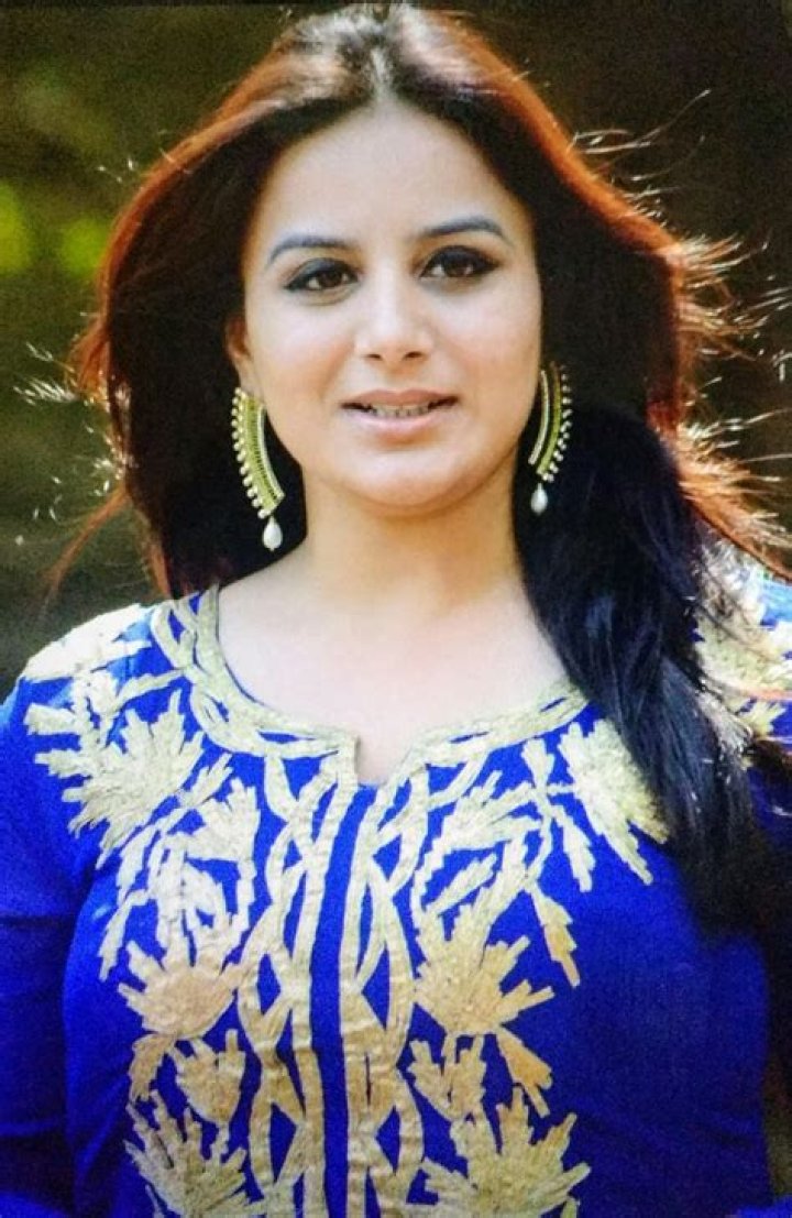 Pooja Gandhi – Biography, Facts & Life Story