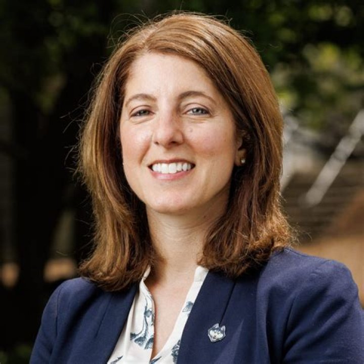 Rachel Marshall Obituary, Death Cause -Cardiac Arrest