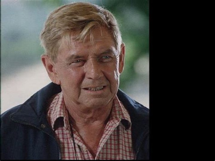 Ralph Waite
