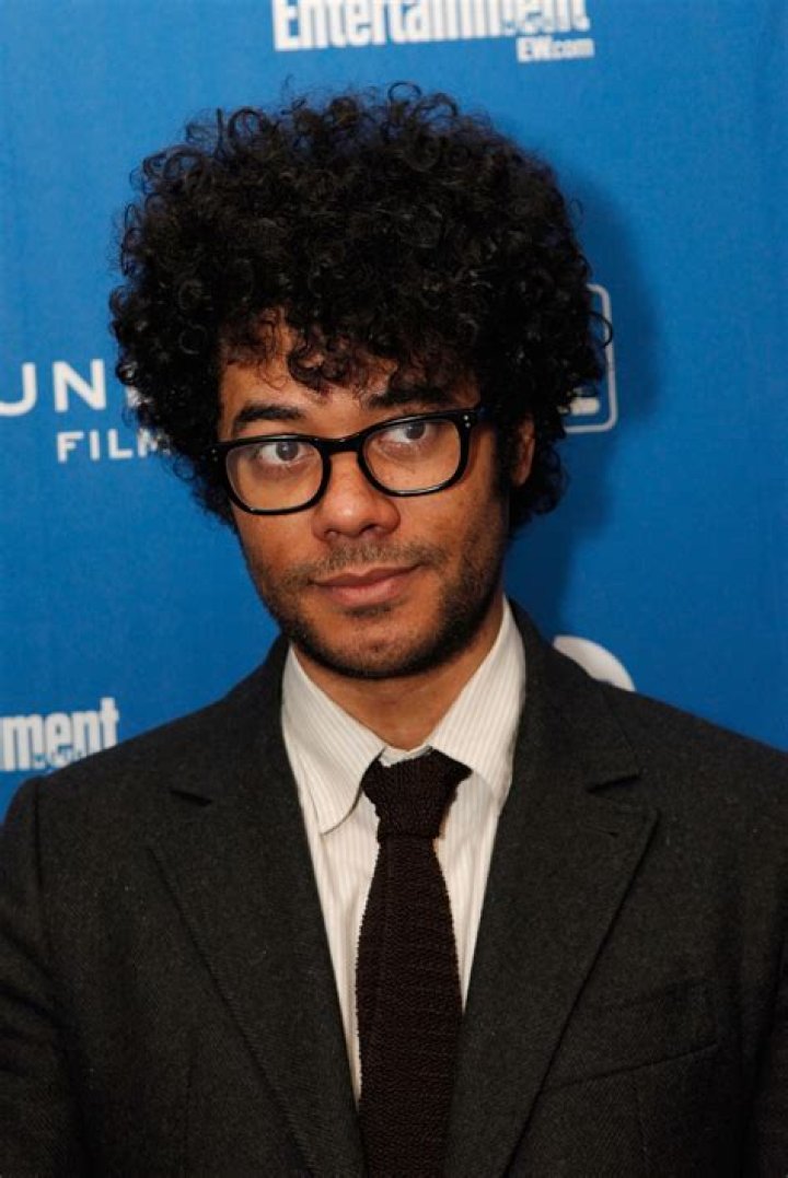 Richard Ayoade – Biography, Facts & Life Story