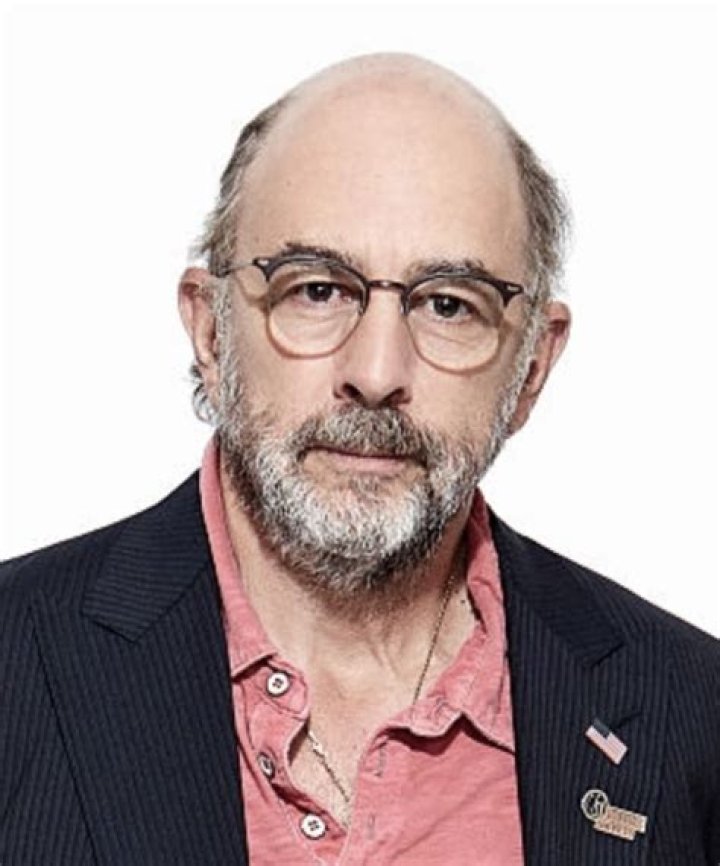 Richard Schiff Movies, Bio, Wiki, Age, Wife, God Of War, and Net Worth