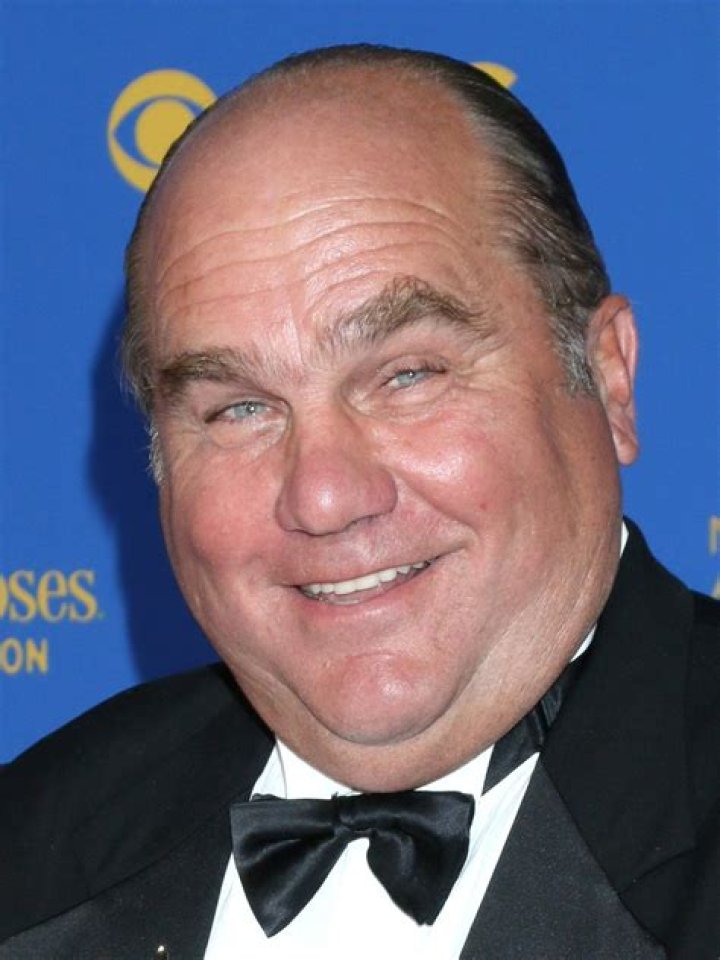 net worth, eye injury, wife, kids, bio.