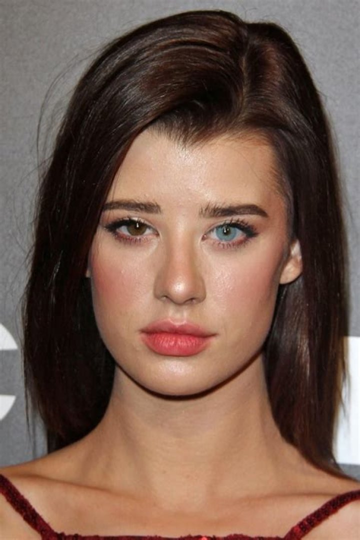 Sarah Mcdaniel – Biography, Facts & Life Story