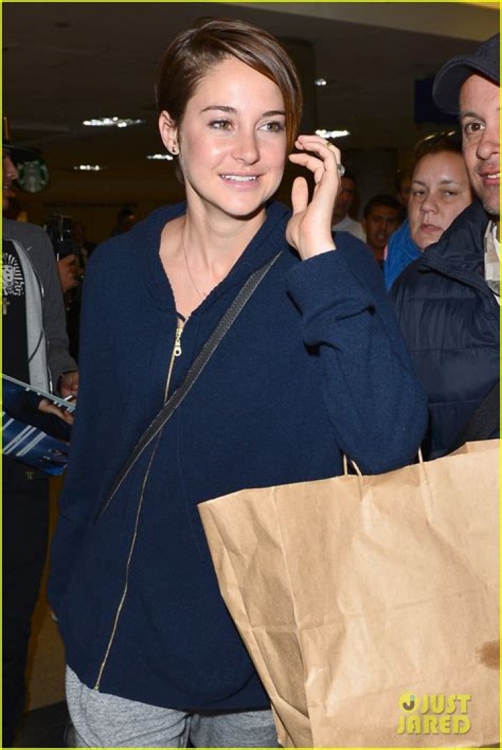 Shailene Woodley Phone Number, WhatsApp Number Contact No Mobile