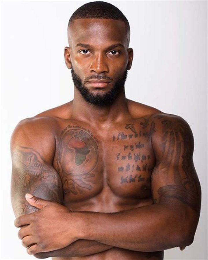 Sharron Townsend Height, Weight, Age, Girlfriend, Biography & Family