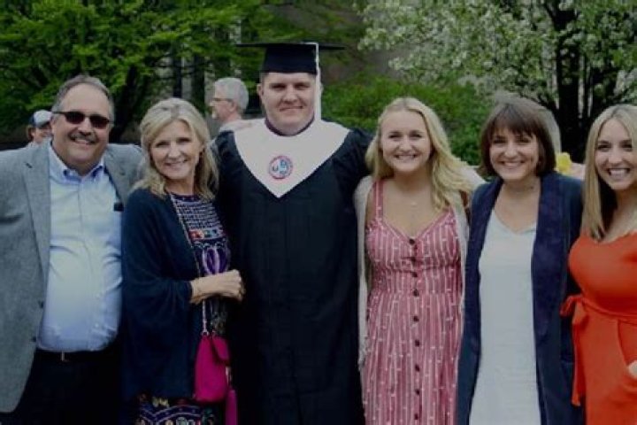Stan Van Gundy’s Wife Kim Van Gundy With Whom He Has Made Massive Purchase