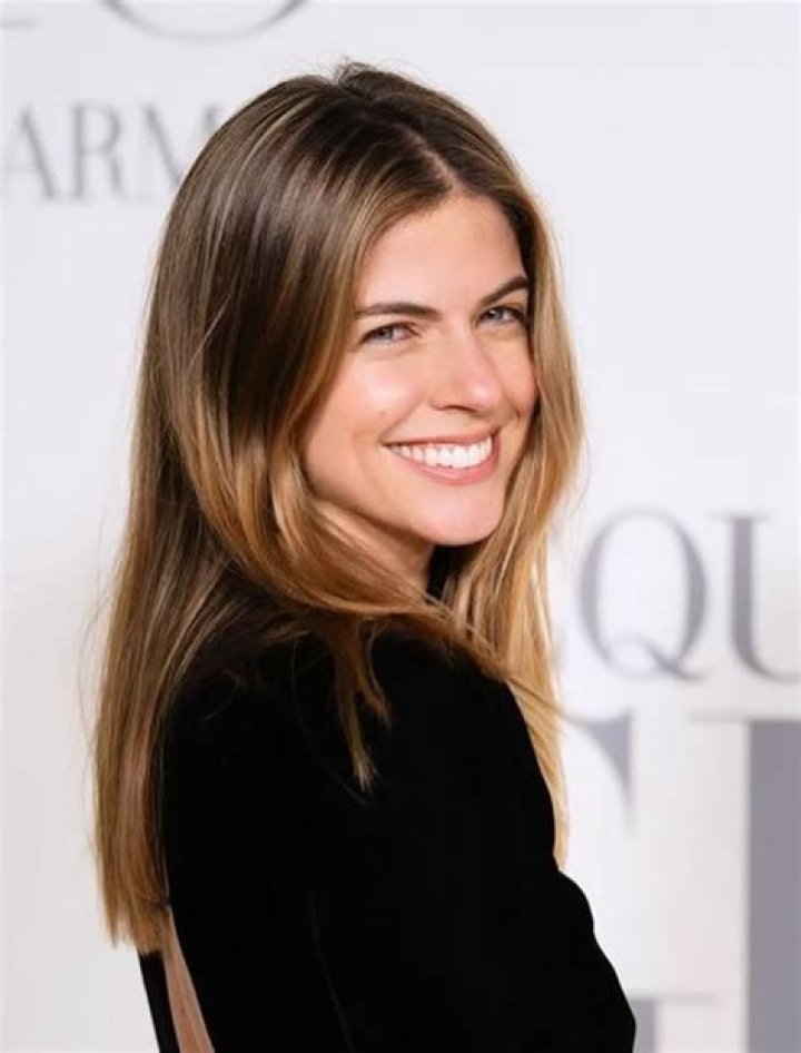 Stephanie Cayo – Biography, Facts & Life Story