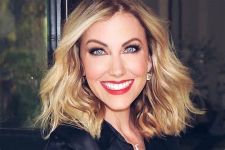 Stephanie Hollman Age 38, Emotional Bio: Suicide, Husband, Wedding Vows & More