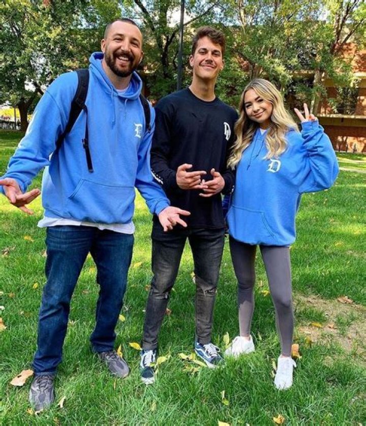 Steven Schapiro Bio, Wiki, Age, Girlfriend, YouTube, Daily Dropout, and Net Worth