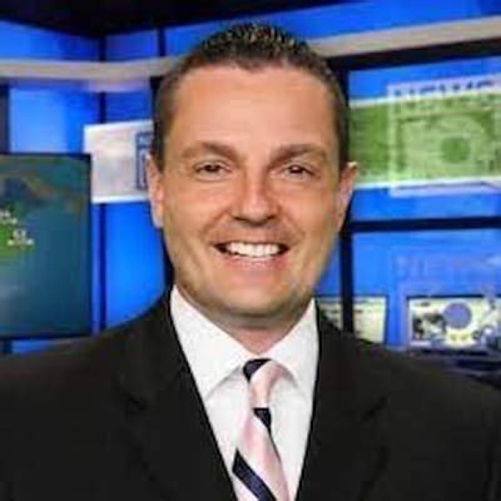 Tim Drawbridge WTEN, Bio, Wiki, Age, Height, Family, Wife, Salary, and Net Worth