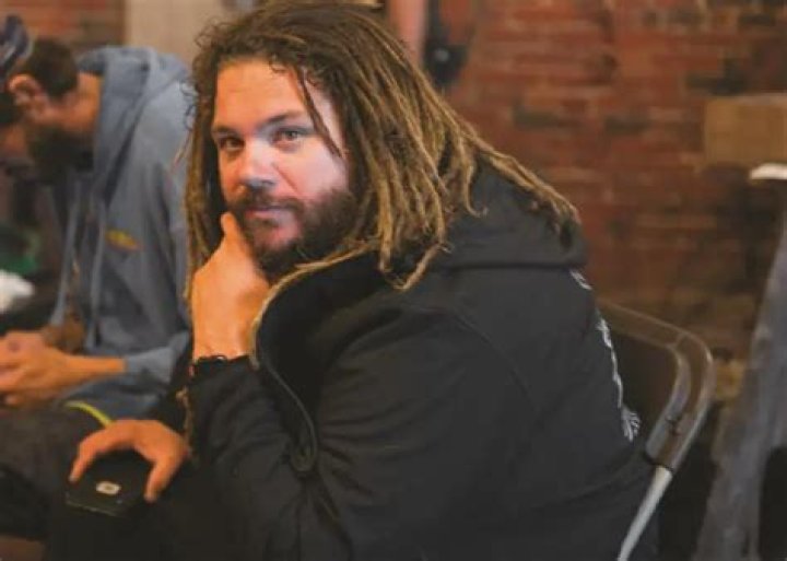 Know T.J. Ott's Wife Rumors, Ex-girlfriend, Net Worth, Weight Loss & Age