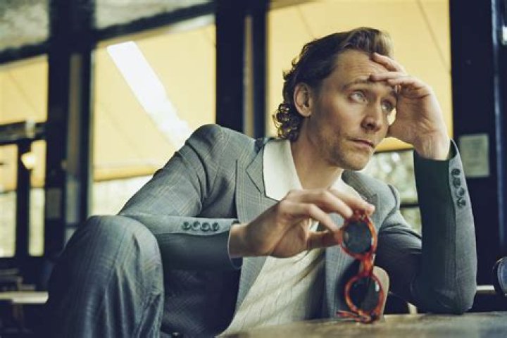 Tom Hiddleston Phone Number, WhatsApp Number Contact No Mobile