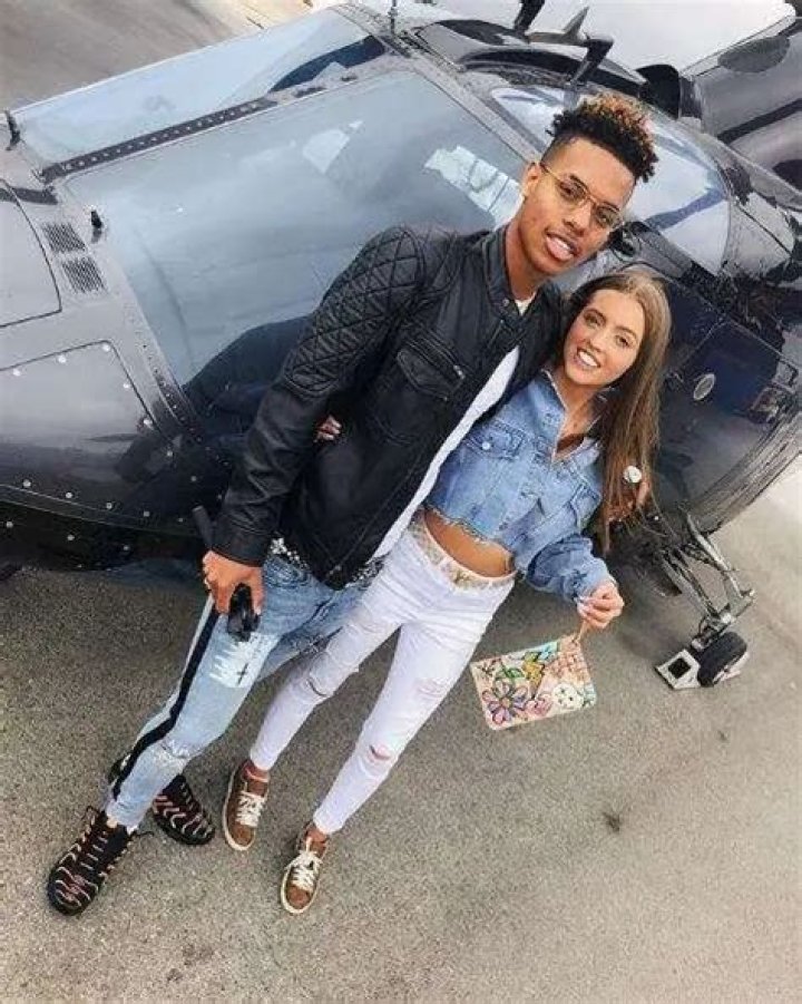 Insta Star Victoria Waldrip Age 18 Brags Off Net Worth At Hand Amid Parents Background Conflict