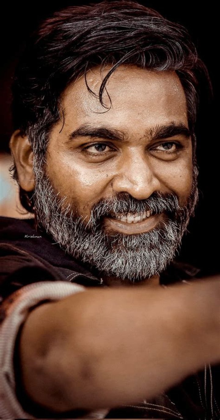 Vijay Sethupathi – Bio, Age, Height, Weight, Wife, Family, Facts