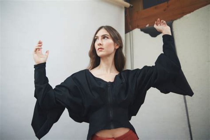 Weyes Blood Titanic Rising, Bio, Wiki, Age, Height, Andromeda, and Net Worth