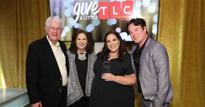 What Does Whitney Way Thore's Dad Do for a Living?