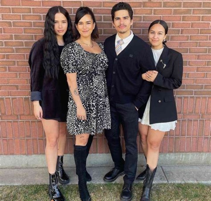 Alex Aiono Parents Martin Aiono And Heather Lee Aiono