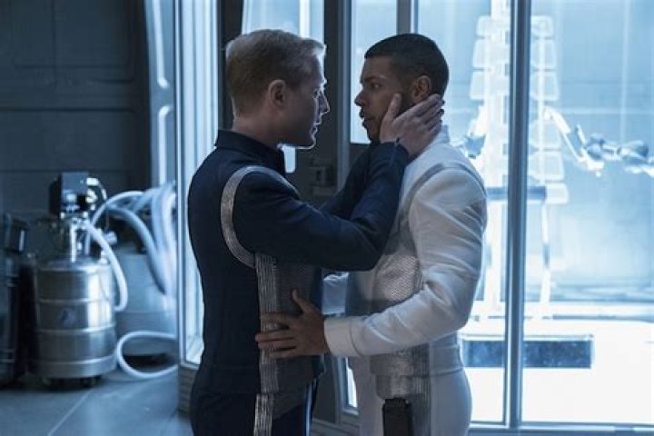 Star Trek Star Wilson Cruz, Out Gay Man's Love; Who Is Boyfriend?
