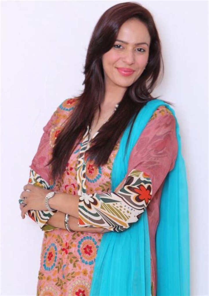 Zainab Qayyum – Biography, Facts & Life Story