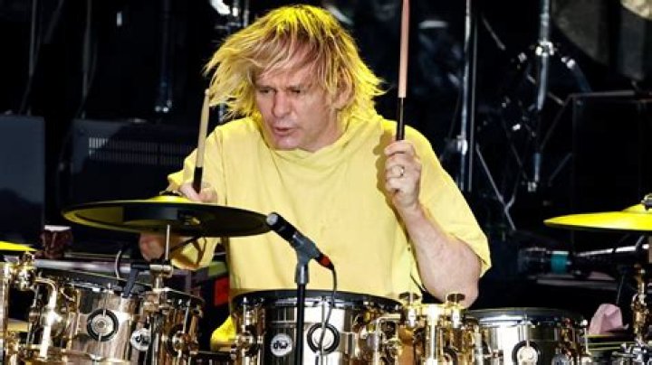 Zak Starkey Net Worth – Is He A Multi-Millionaire Like His Father Ringo Starr?
