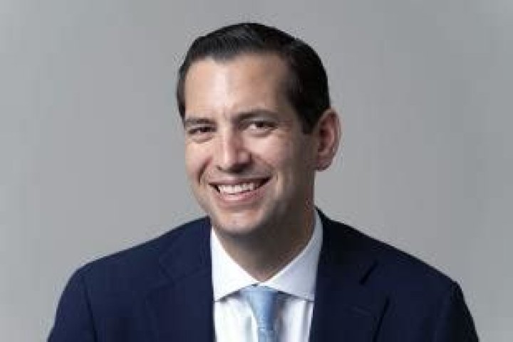 Zeke Miller Associated Press, Bio, Wiki, Age, Height, Wife, MLK Bust, Salary, and Net Worth