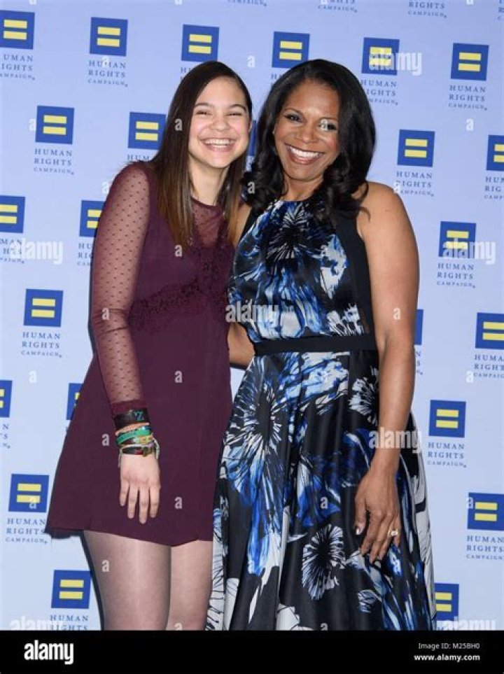 Zoe Madeline Donovan Net Worth